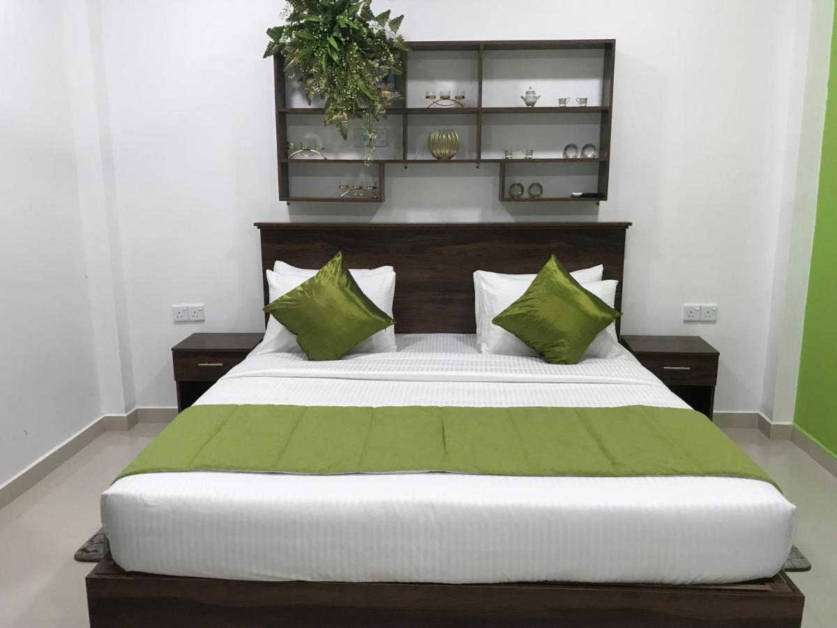Cinnamon Airport Residencies Катунаяка Екстер'єр фото