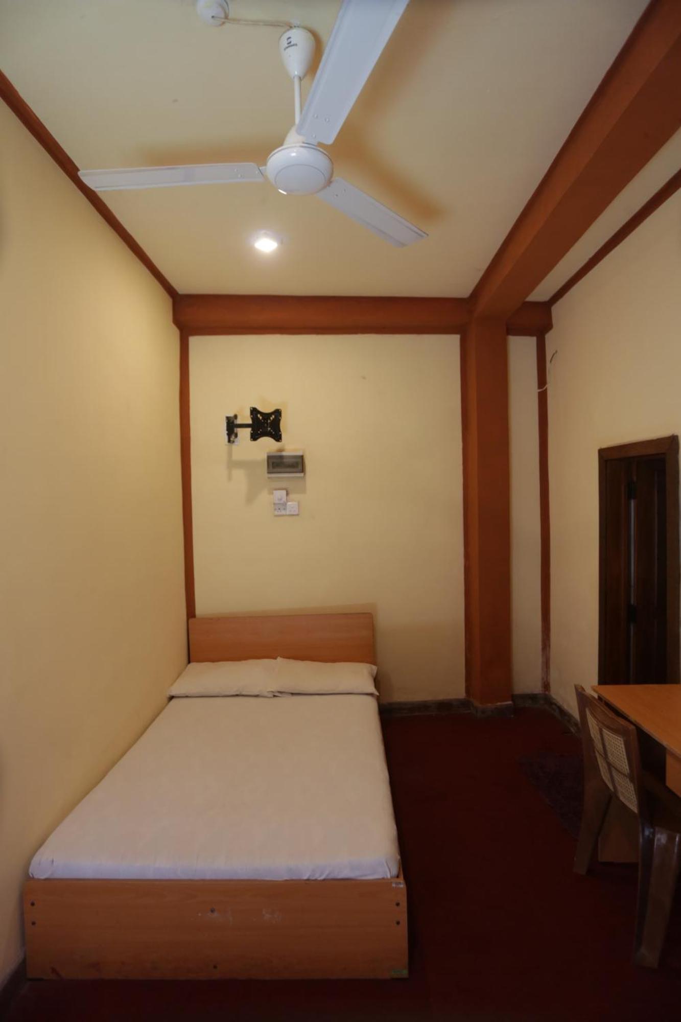 Cinnamon Airport Residencies Катунаяка Екстер'єр фото