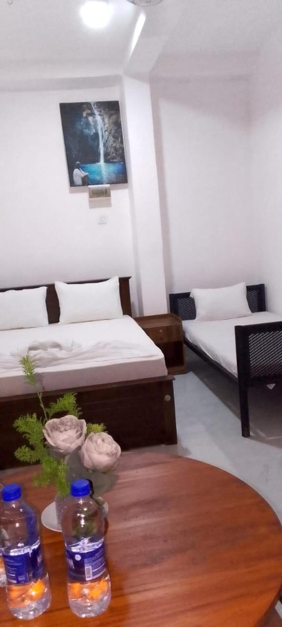 Cinnamon Airport Residencies Катунаяка Екстер'єр фото