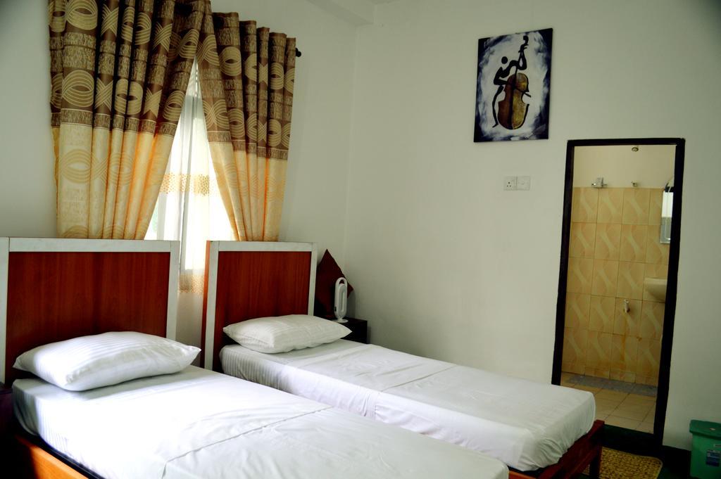 Cinnamon Airport Residencies Катунаяка Екстер'єр фото