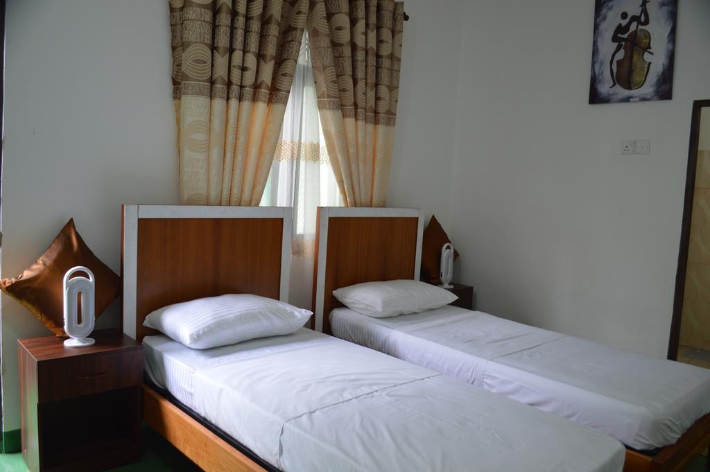 Cinnamon Airport Residencies Катунаяка Екстер'єр фото